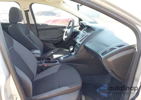 2014 Ford Focus Se z USA, uszkodzony, nr VIN 1FADP3K20EL277692